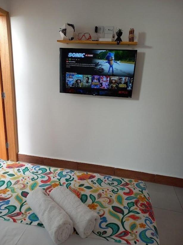 Casinha Aconchegante No Centro De Bonito I Tv, Ar-Condicionado, Bicicletas, Rede, Cozinha E Wi-Fi 20Mb Villa Exterior foto