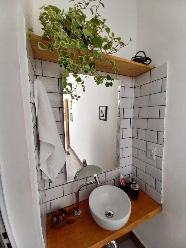 Casinha Aconchegante No Centro De Bonito I Tv, Ar-Condicionado, Bicicletas, Rede, Cozinha E Wi-Fi 20Mb Villa Exterior foto